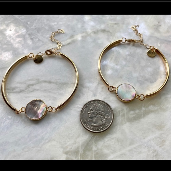 Dainty Mother of Pearl Bracelet - Picture 6 of 7